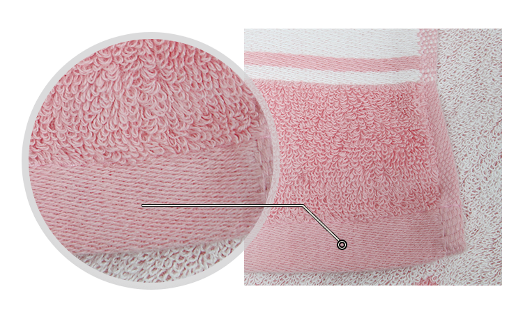 Pink-white Patterned Bath Towels