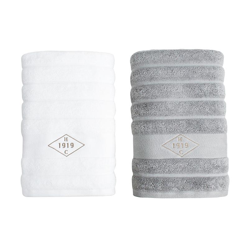 towels with logo for hotel